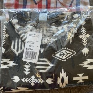 Boys (11/12) Forever 21 Shirt